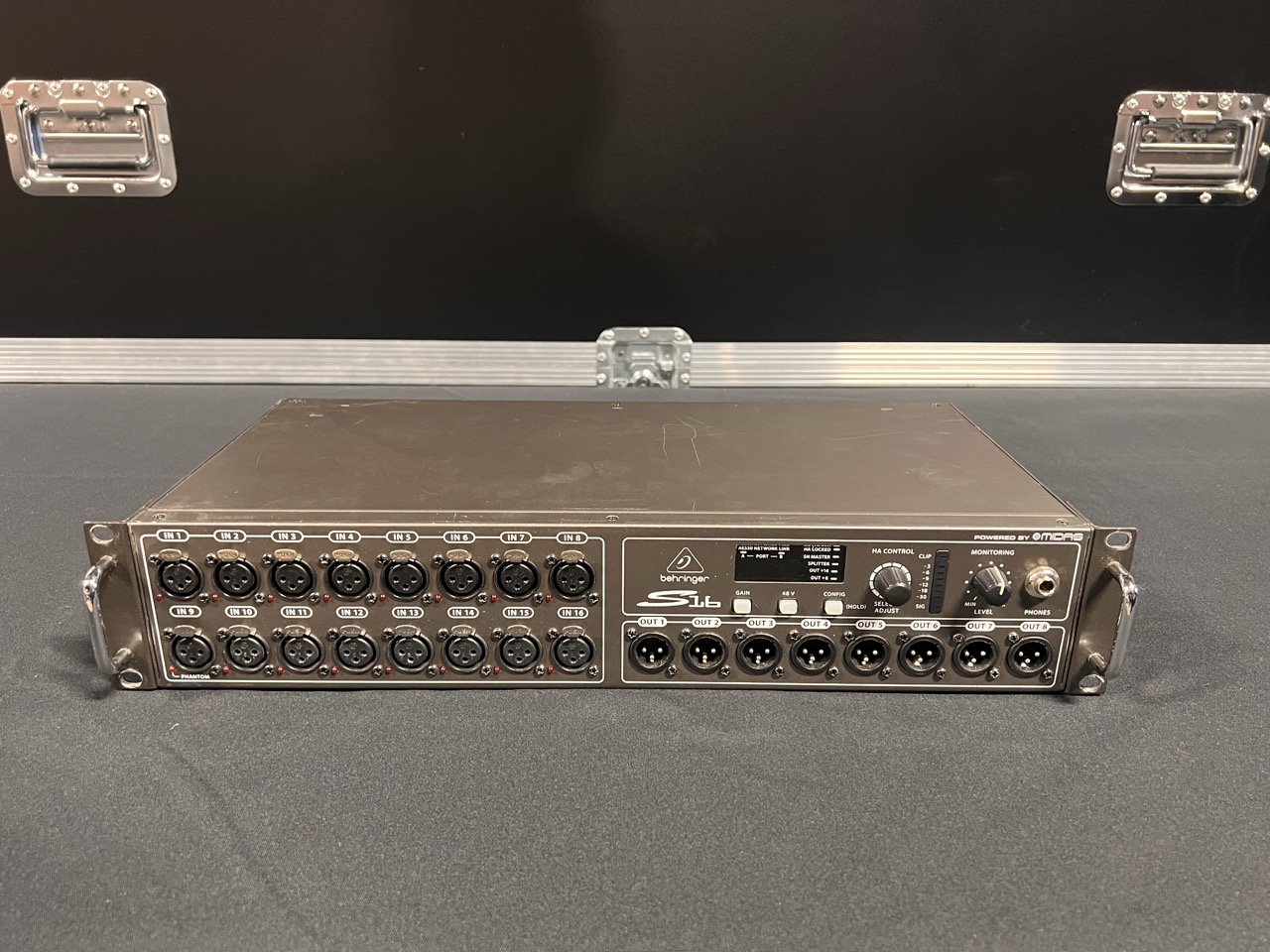Behringer S16 Digital Stagebox