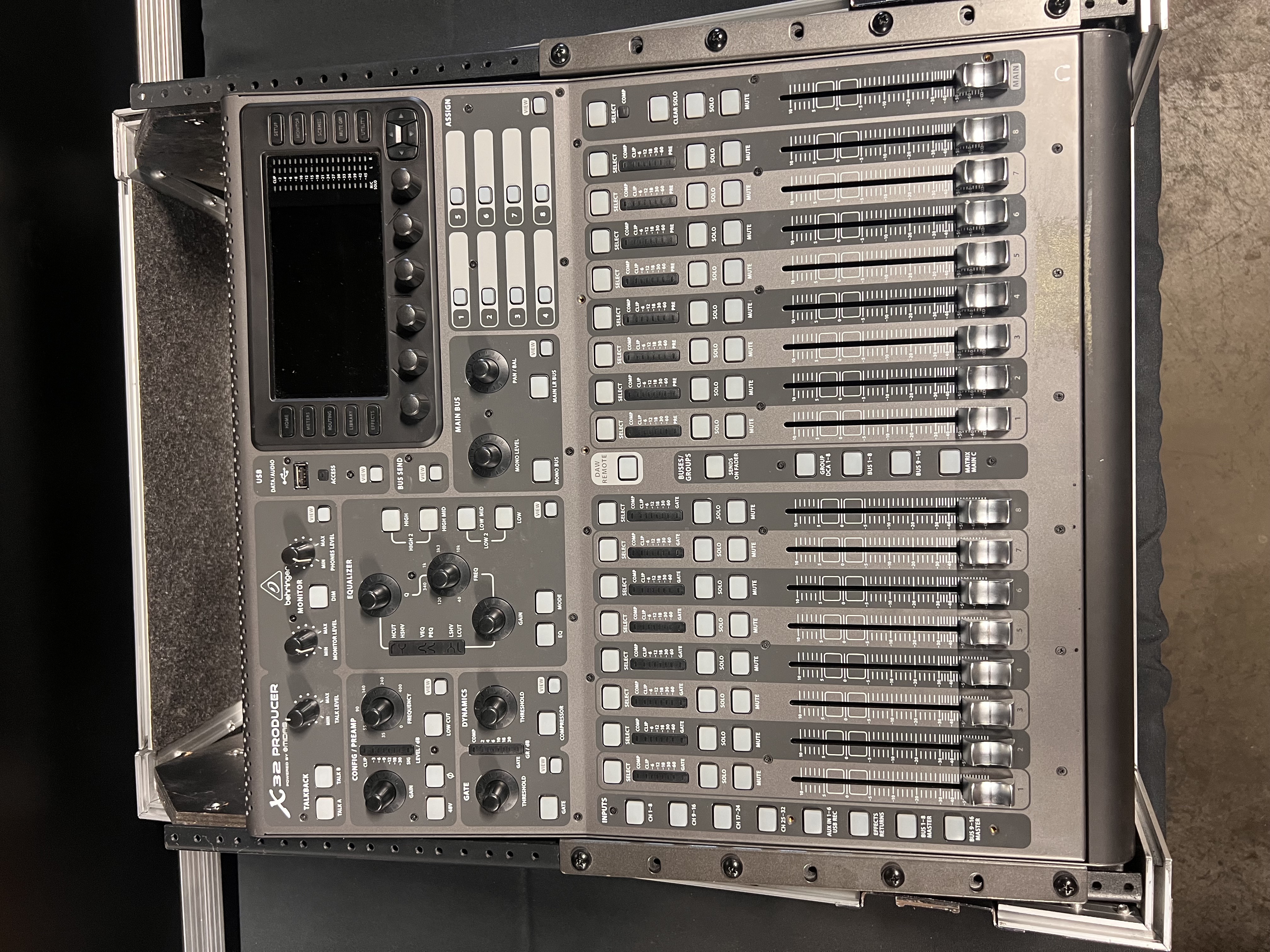 Behringer X32 Producer gallery image 1