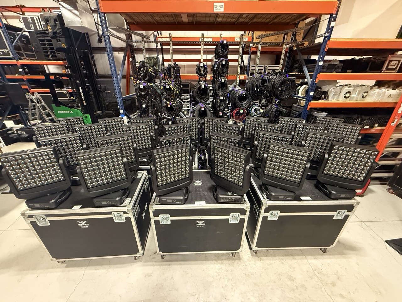 Ayrton Dreampanel Twin Hybrid Moving Head gallery image 1