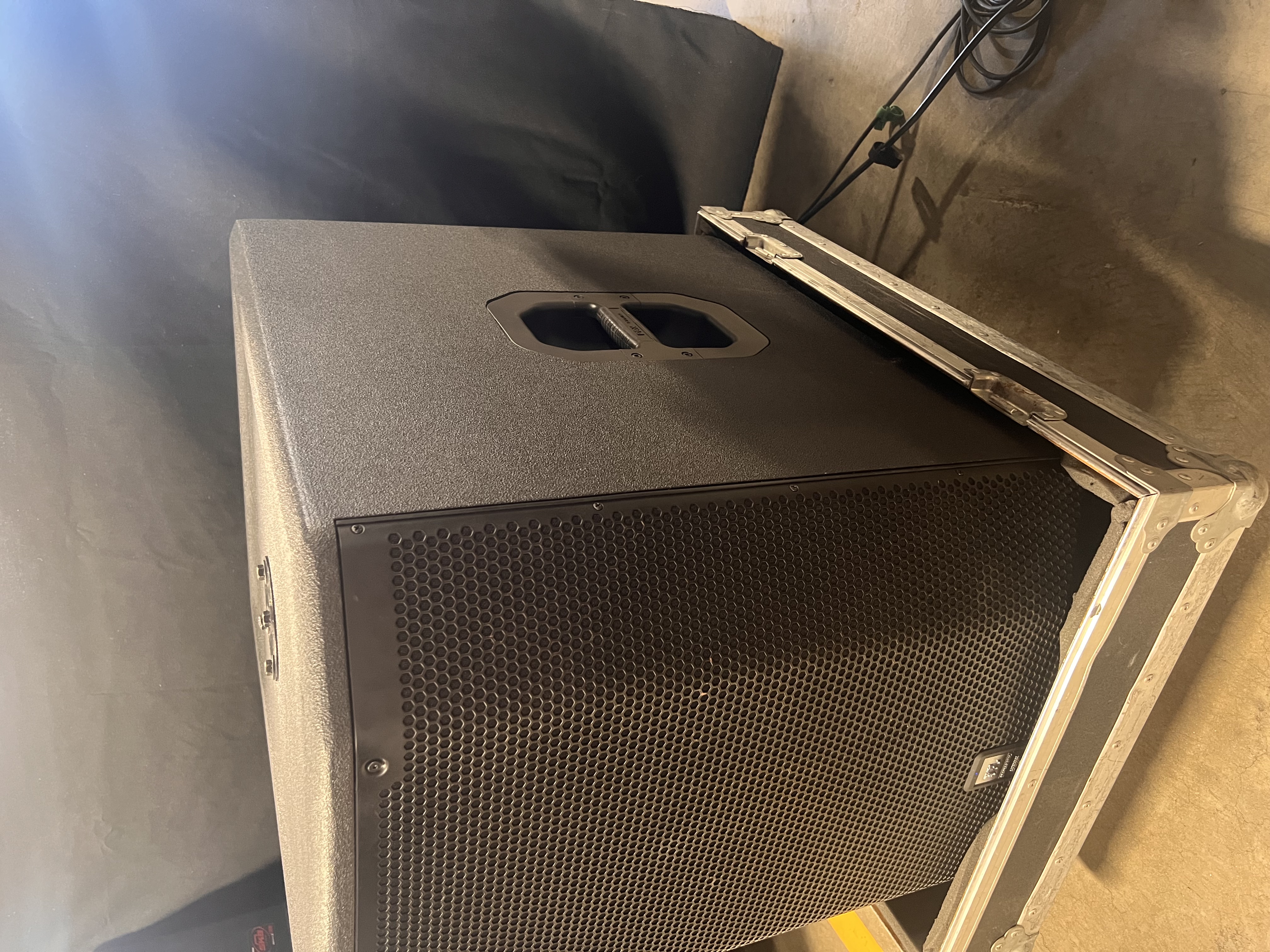 JBL PRX618S-XLF Subwoofer gallery image 10