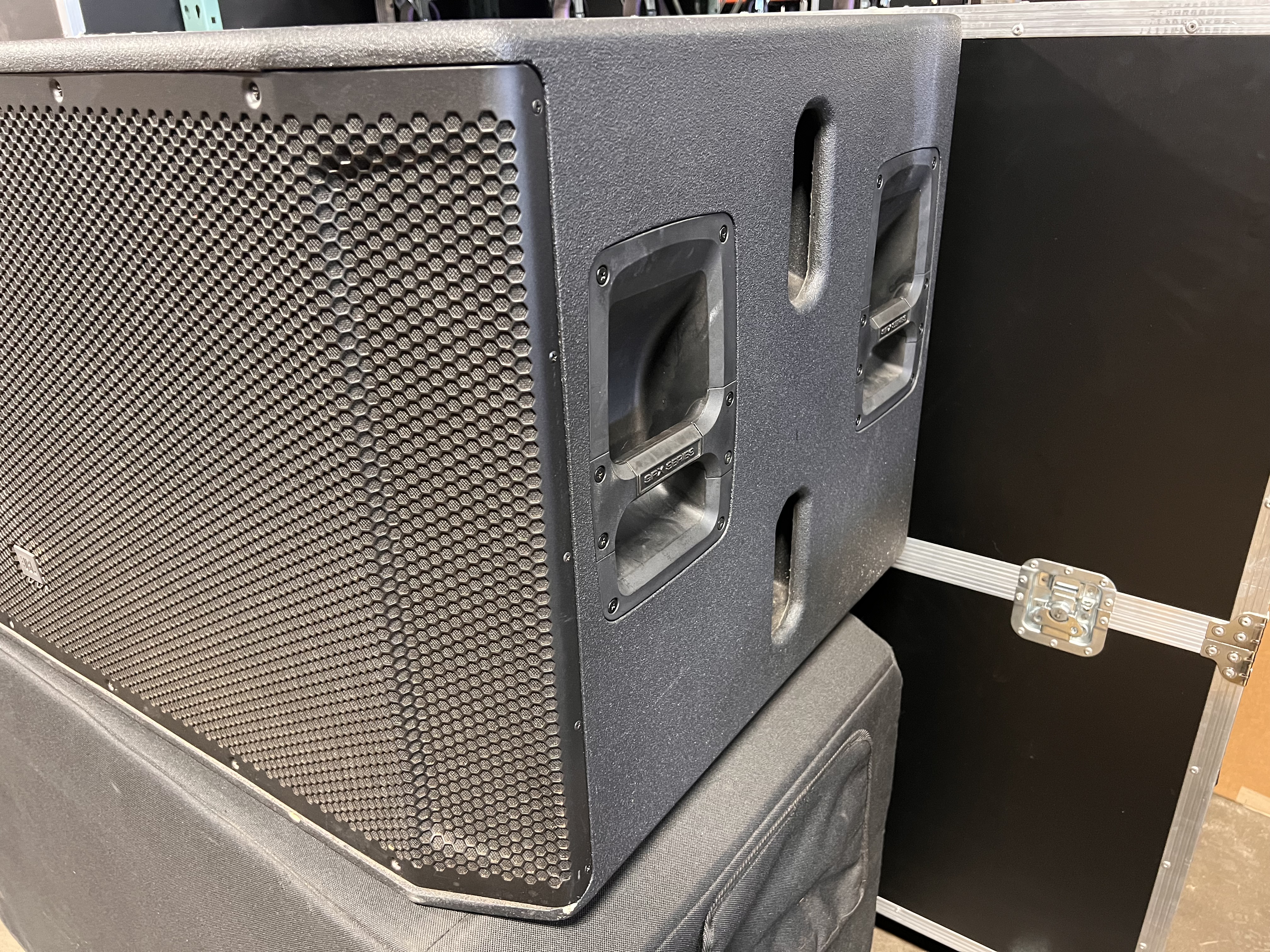 JBL PRX618S-XLF Subwoofer gallery image 4