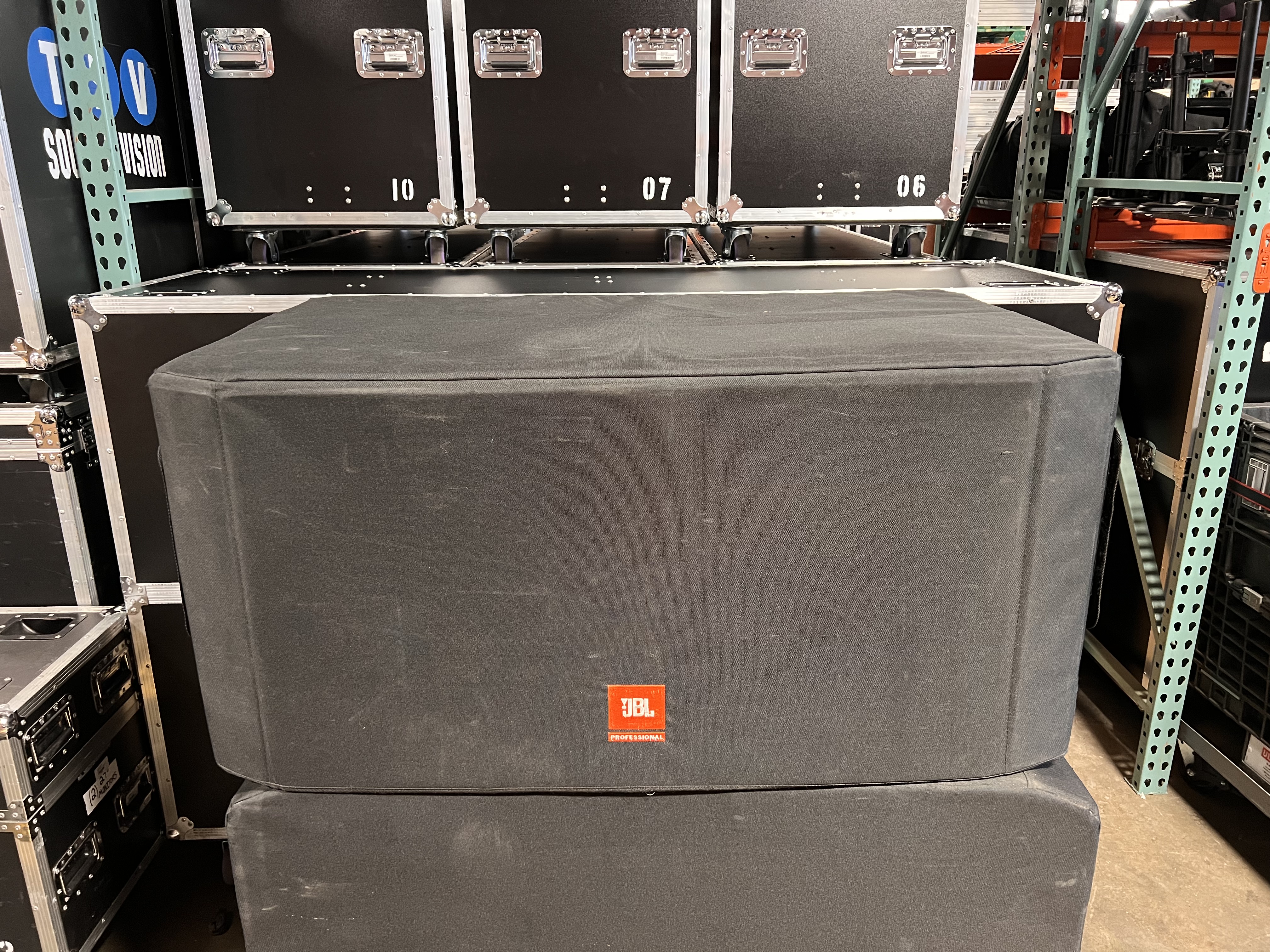 JBL PRX618S-XLF Subwoofer gallery image 1
